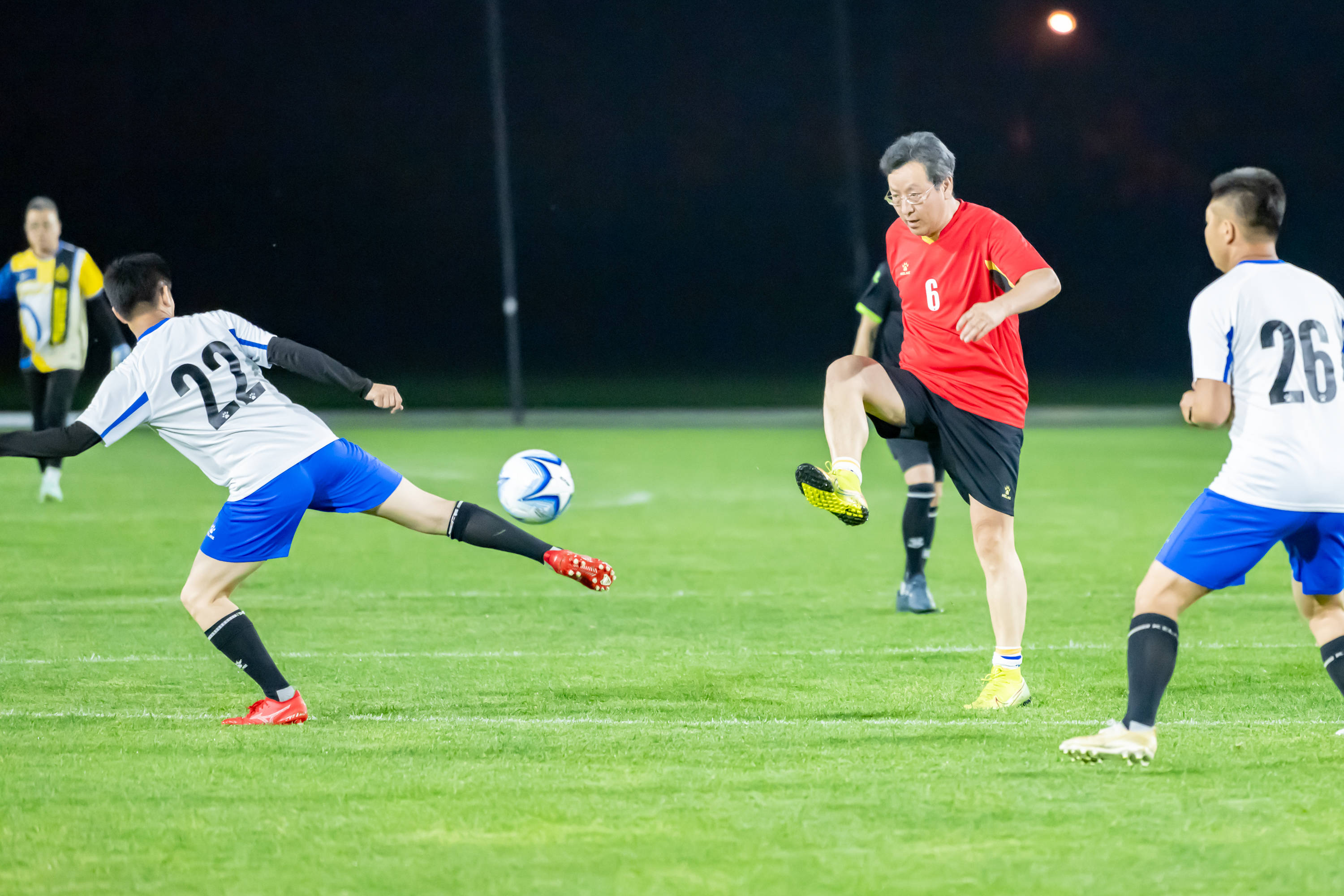 赛训与商务 赛训与商务